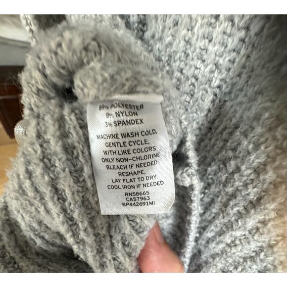 Cabincore Sweater Sz XS Gray V-neck Ribbed Comfy Cozy Winter Top - Picture 8 of 11